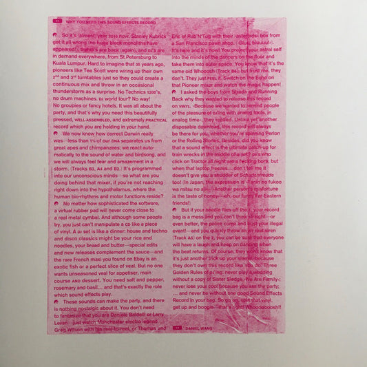 Contraportada del vinilo de Acoustic High-End Research – Running Back Presents Strada Professional Sound Effects, editado por Running Back. Lista de canciones y detalles de producción.