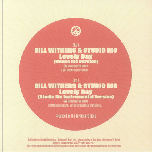 Portada trasera del vinilo Bill Withers And Studio Rio – Lovely Day (Studio Rio Version) lanzado por Mr Bongo en 7". Incluye lista de canciones, créditos y sello discográfico.