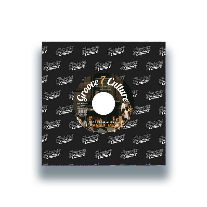Portada de vinilo Corrado Alunni – Any Time / Soul Groove 7" en funda negra Groove 7 Culture con logo repetido y disco centrado.