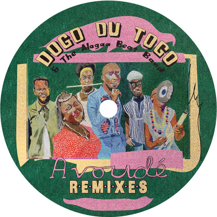 Portada delantera del vinilo de Dogo du Togo & The Alagaa Beat Band – Avoudé Remixes, publicado por Sol Power Sound. Texto impreso: “Avoudé Remixes” con ilustración del grupo.