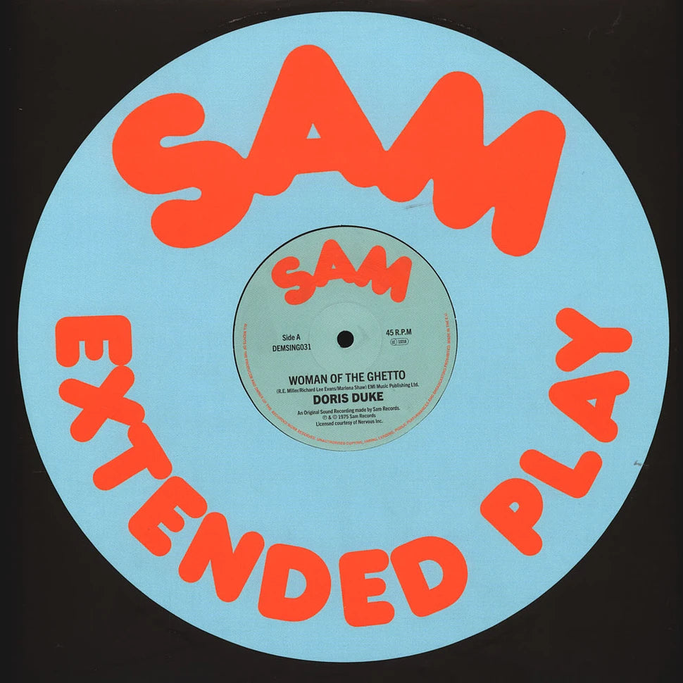 Vinilo 12" sencillo reedición de Sam Records con portada colorida “Extended Play” en letras rojas.