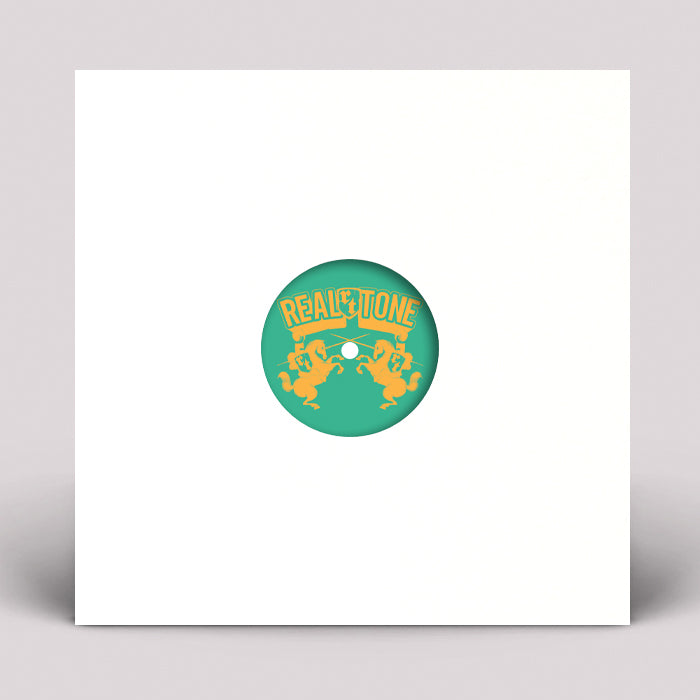 Portada delantera del vinilo Franck Roger – Real Tone Classics 001 de Real Tone Records. Impreso: diseño con centro troquelado mostrando la etiqueta.