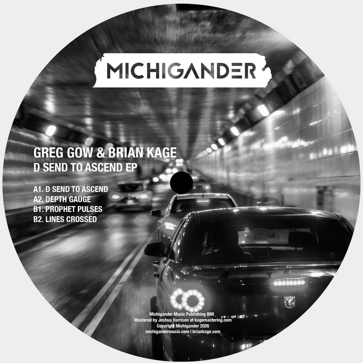 Lado A del vinilo Greg Gow & Brian Kage – D Send To Ascend EP de Michigander, etiqueta central con tracks y créditos en túnel urbano en blanco y negro.