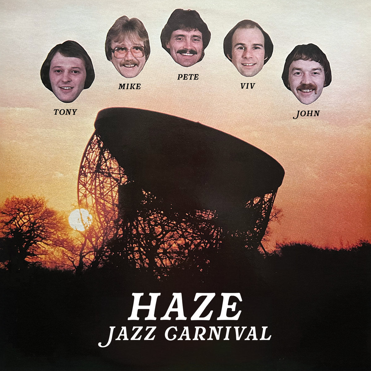 Portada del vinilo Haze – Jazz Carnival con ilustración al atardecer y fotos de los miembros, reedición Panorama 7", 45 RPM.
