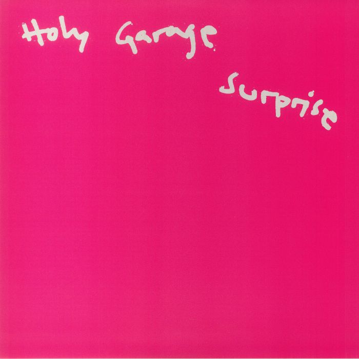 Portada delantera del vinilo "Holy Garage – Surprise" publicado por Running Back Double Copy. Diseño minimalista con fondo rosa y tipografía manuscrita en blanco.