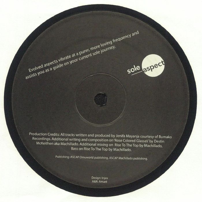 Portada trasera del vinilo On The Edge Of The Horizon de Jenifa Mayanja, publicado por Sole Aspect en 12". Incluye créditos de producción y un mensaje del artista.