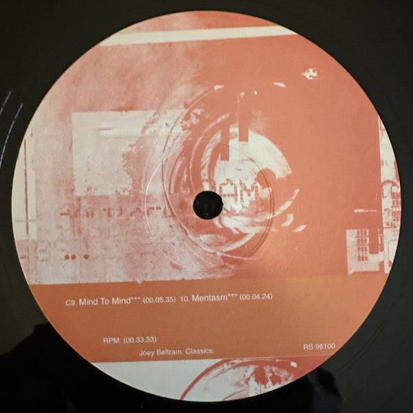 Etiqueta central del vinilo Joey Beltram – Classics lado C con nombres de pistas, minutajes y arte abstracto rojo.