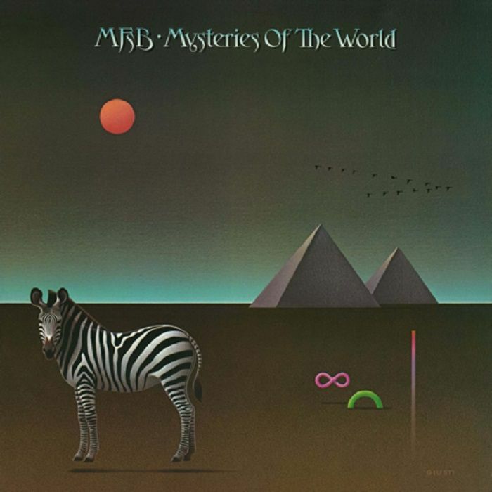 “Mysteries of the World” de MFSB, lanzado por Be With Records en formato LP. Diseño artístico con una cebra, pirámides y símbolos abstractos.