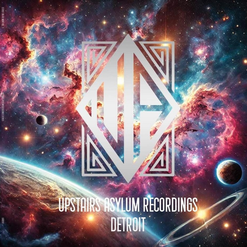 Portada del vinilo Norm Talley – Cosmic Waves 12” con arte cósmico y logo de Upstairs Asylum Recording.