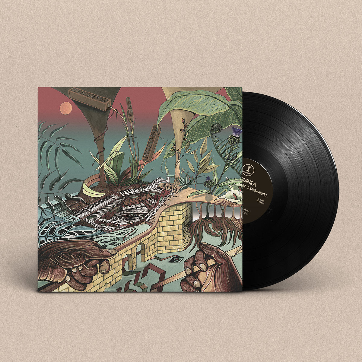 Funda y vinilo Nu Guinea – The Tony Allen Experiments: disco negro saliendo de la portada ilustrada, edición LP Mini-Álbum de Comet Records.