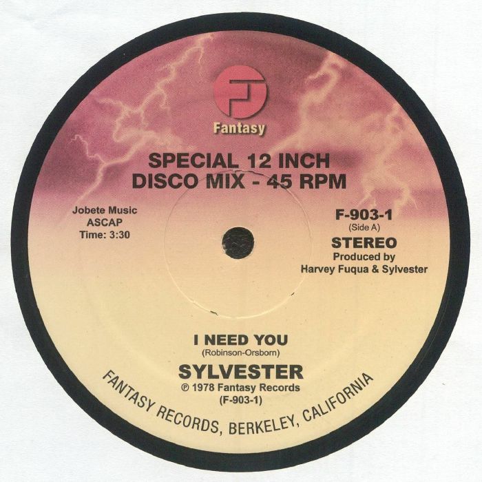 Lado A del vinilo con versión original de “I Need You”. Producido por Harvey Fuqua y Sylvester.