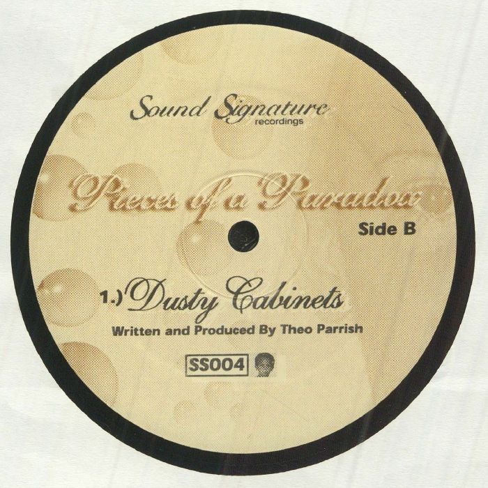 Portada trasera del vinilo Theo Parrish – Pieces Of A Paradox, editado por Sound Signature en 12". Muestra información del tracklist y créditos de producción.