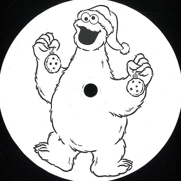 Lado A del vinilo 12" Varios Artistas – TTJ Edits #6455: etiqueta blanca con dibujo lineal de personaje peludo estilo navideño sosteniendo dos bolas tipo galleta, diseño minimalista sin textos visibles del sello TTJ.