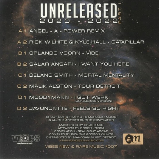 Contraportada del vinilo Varios Artistas – Unreleased 2020-2022 Part 1 en 2x12" Compilación con listado de pistas, créditos de Vibes New & Rare Music y fondo estelar oscuro.