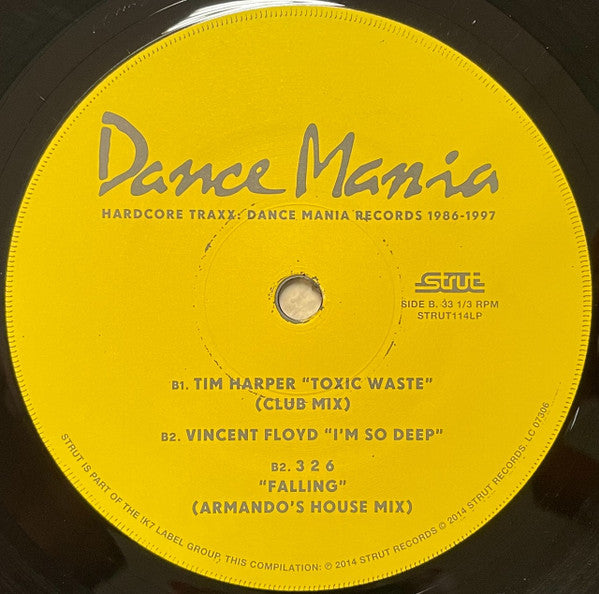 Etiqueta amarilla del lado B del vinilo con temas de Tim Harper, Vincent Floyd y 3 2 6. Texto impreso: STRUT114LP, créditos y subtítulos de mezcla.