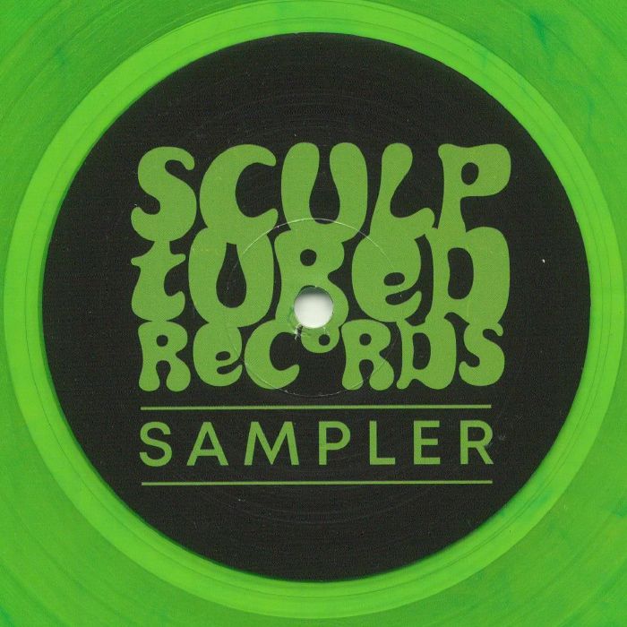 Etiqueta central lado B del vinilo 12" Varios Artistas – Sculptured Records Sampler Vol. 2 con logo Sculptured Records destacado.