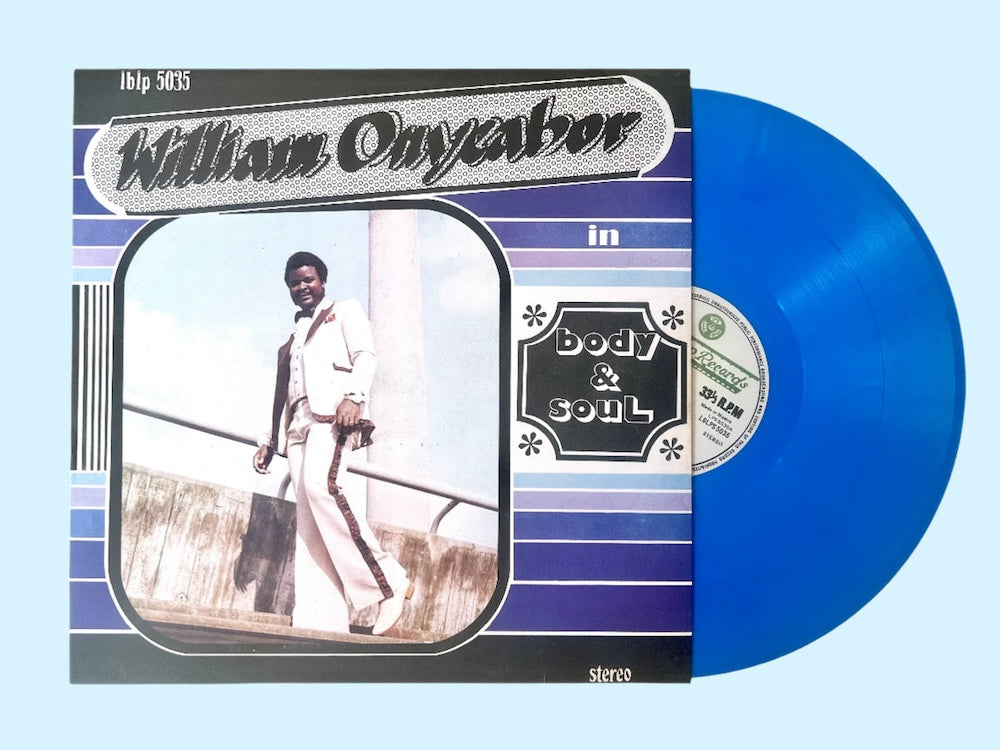 Detalle del vinilo Body & Soul de William Onyeabor con disco azul visible.