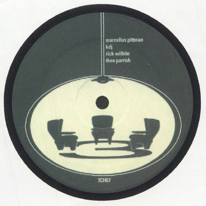 Etiqueta central del lado B del vinilo 3Chairs – Demigods, con arte minimalista que muestra tres sillones bajo una lámpara, nombres de los productores Marcellus Pittman, KDJ, Rick Wilhite y Theo Parrish, y referencia al catálogo Three Chairs 3CH07 en formato 12" reimpresión.