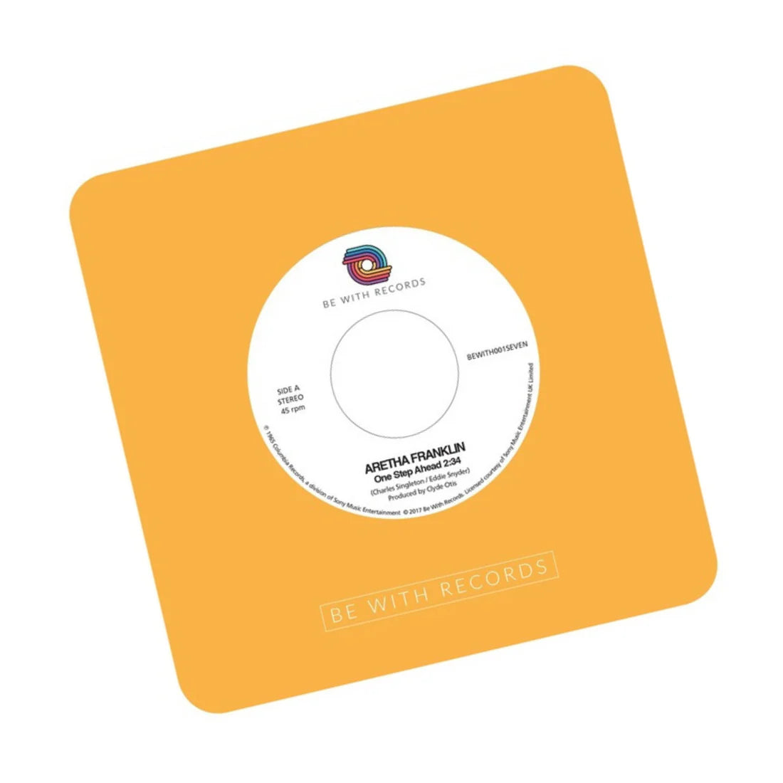 Portada alternativa del vinilo Aretha Franklin – One Step Ahead en formato 7", destacando el diseño girado con estilo moderno sobre funda color mostaza.