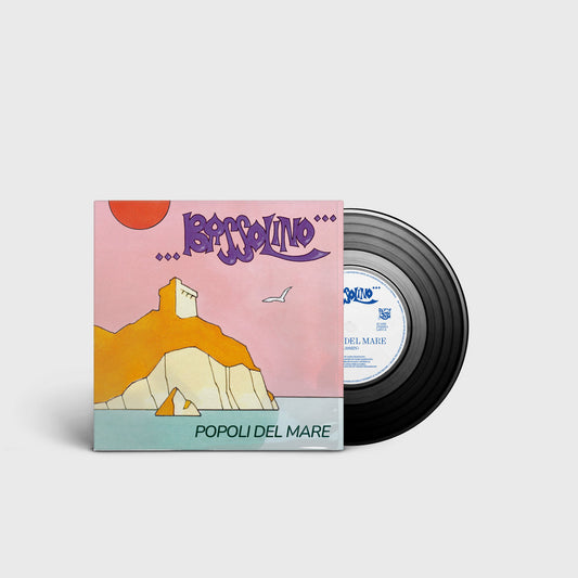 El vinilo Bassolino – Popoli Del Mare / Baid Alik de Jakarta Records en formato 7", 45 RPM, mostrando la funda con su arte pastel y el disco negro parcialmente visible con la etiqueta central azul.