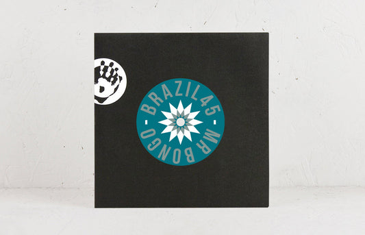 Funda del vinilo Claudia – Deixa O Morro Cantar / Mas Que Nada, con diseño Brazil45 sobre fondo blanco.