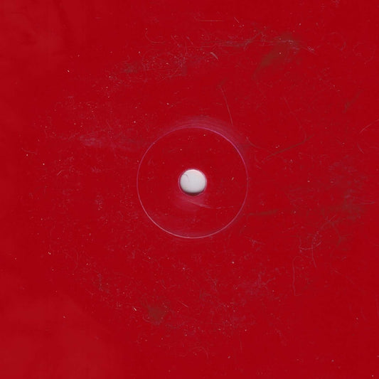Lado B del vinilo DJ Willie Oboe – Slyness, 12" rojo estampado de Börft Records, cara sin etiqueta visible mostrando el color rojo intenso del prensado.