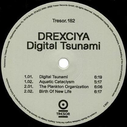 Etiqueta del lado B del vinilo Drexciya – Digital Tsunami con listado de pistas, duraciones y catálogo Tresor en reedición 12''.