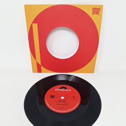 Vinilo Fafá De Belém – Êmoriô / Naturalmente junto a su funda Vampi Soul; etiqueta Polydor roja con créditos y catálogo visible.