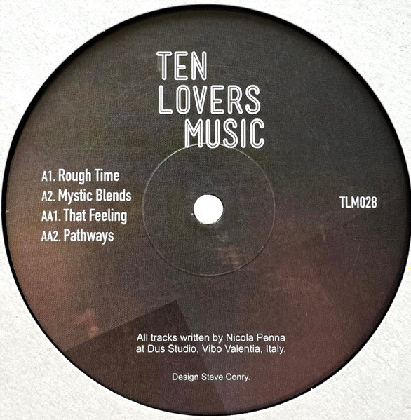 Etiqueta central del lado B del vinilo Future Jazz Ensemble – Rough Time EP de Ten Lovers Music, con listado de pistas A1 Rough Time, A2 Mystic Blends, AA1 That Feeling, AA2 Pathways y créditos de producción en Italia.