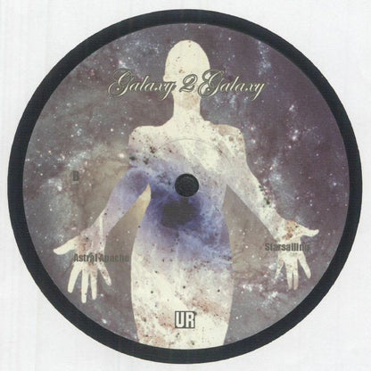 Lado B del vinilo Galaxy 2 Galaxy – Galaxy 2 Galaxy: figura cósmica y títulos “Astral Apache” y “Star Sailing”.