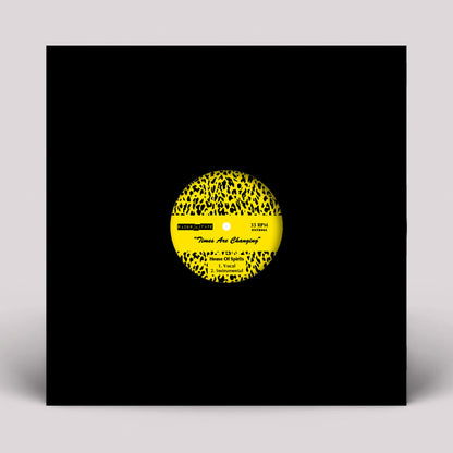 Portada delantera del vinilo 12" de House Of Spirits – Times Are Changing, editado por Razor-N-Tape Reserve. Texto impreso: título del álbum y nombre del artista.