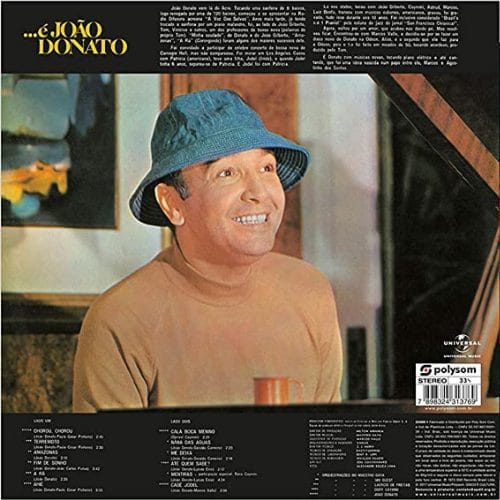 Contraportada del vinilo João Donato – Quem É Quem, muestra al artista sonriendo junto a los créditos y la lista de temas.