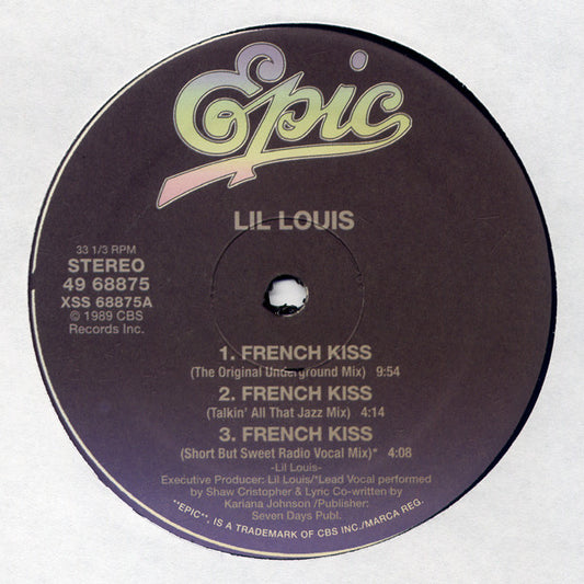 Portada delantera del vinilo Lil Louis – French Kiss, lanzado por Epic en formato 12". Diseño clásico con el icónico logo de Epic en la parte superior.