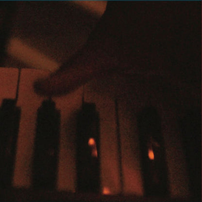 Portada del vinilo Mikekon & BTA – Let's Start Again en formato 12'' EP de WIP Music con fotografía tenue de teclas de piano.