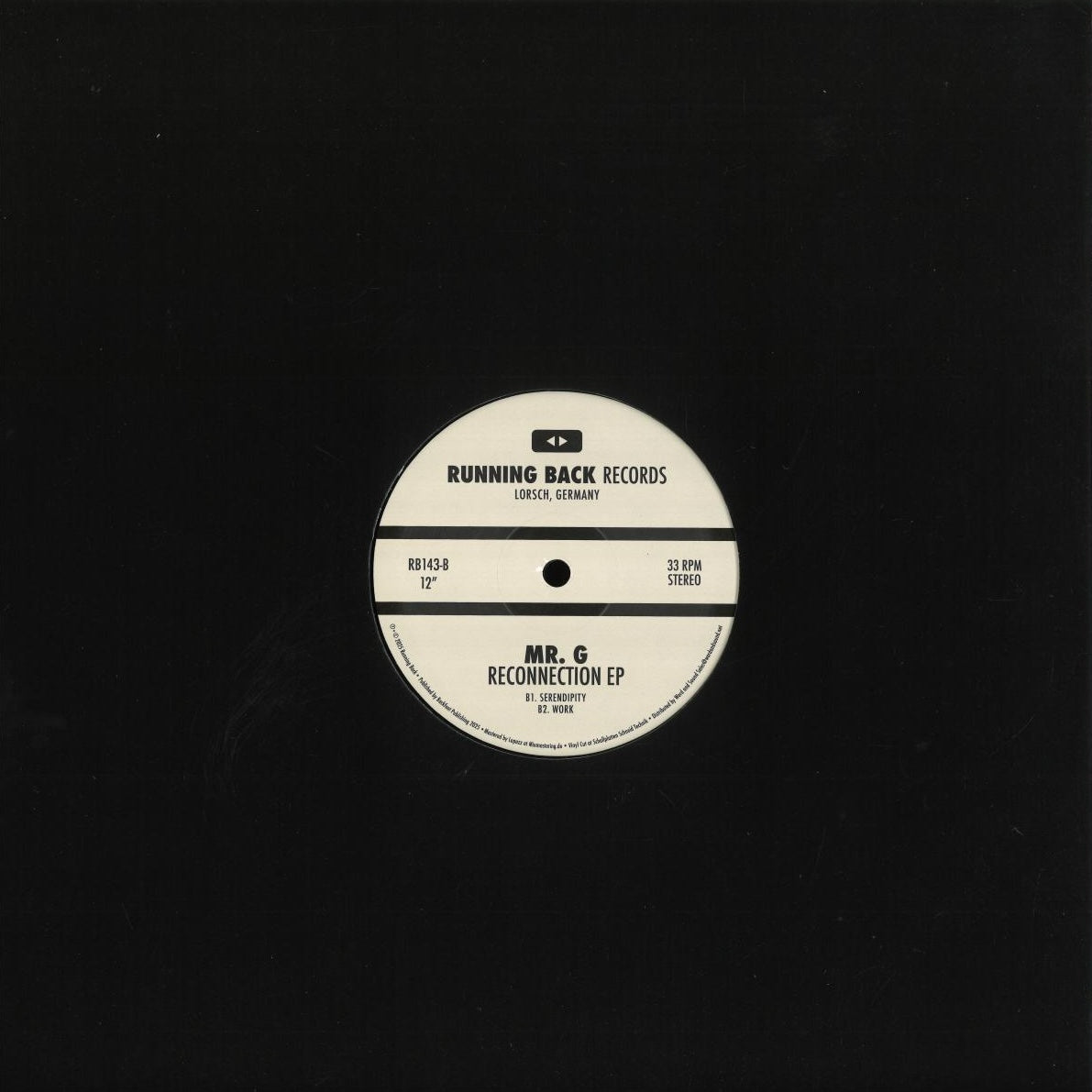 Vinilo Mr. G – Reconnection EP mostrando la etiqueta central del lado B con pistas, RPM y catálogo del sello Running Back en formato 12", EP.