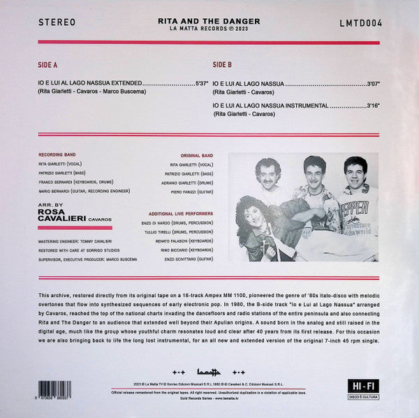 Contraportada del vinilo Rita And The Danger – Io E Lui Al Lago Nassua con tracklist, duraciones, créditos y foto del grupo, reedición 12" La Matta Records.