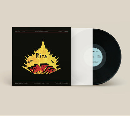 Vinilo Rita And The Danger – Io E Lui Al Lago Nassua parcialmente fuera de funda blanca, etiqueta central visible con datos de pistas, reedición 12".