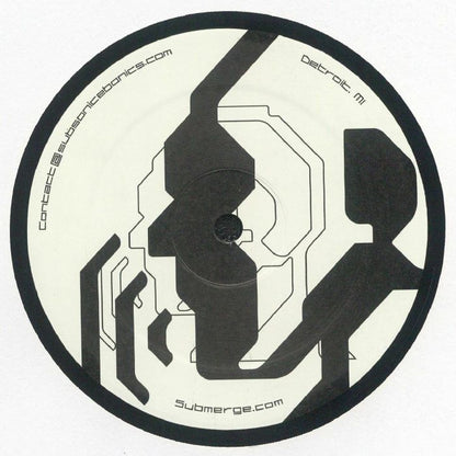 Lado B del vinilo Strange & Huey – State Of Emergency: diseño geométrico negro sobre fondo claro y texto Detroit, MI.