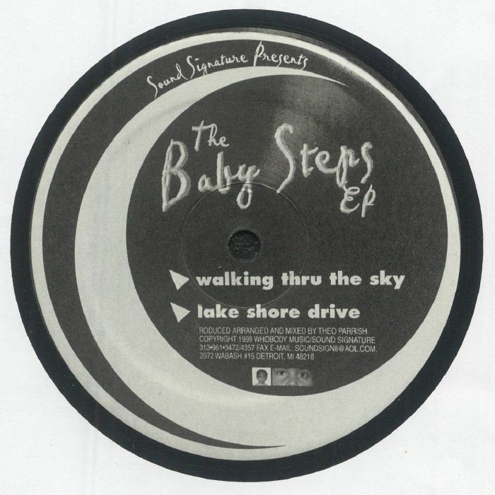 Lado B del vinilo Theo Parrish – The Baby Steps EP 12" EP en Sound Signature, etiqueta oscura con “walking thru the sky” y “lake shore drive”.