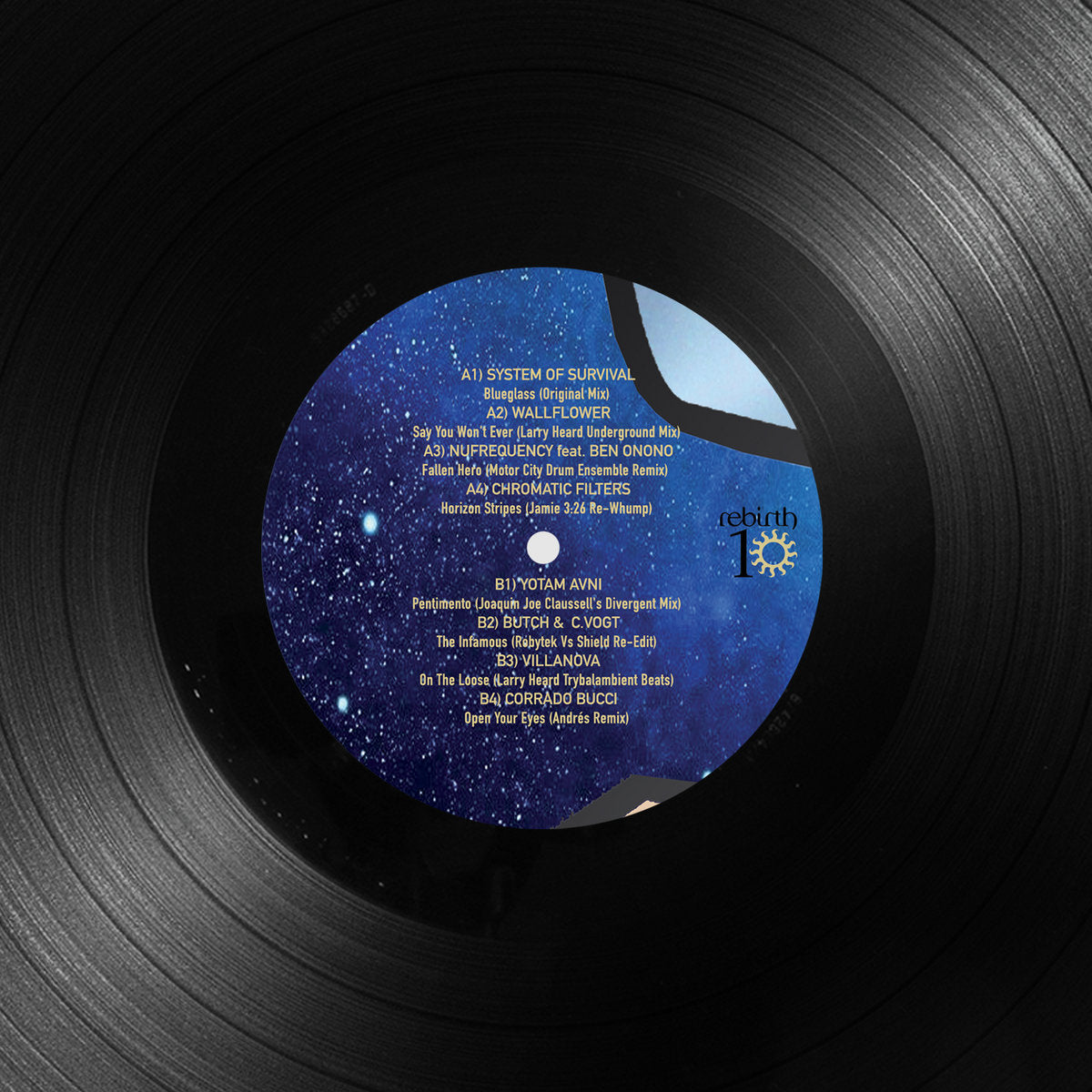 Funda del primer vinilo de Varios Artistas – Rebirth 10 Selected by Larry Heard aka Mr. Fingers, con el icónico diseño dorado de Rebirth sobre cielo abierto.