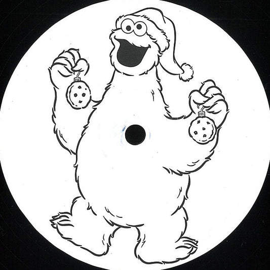 Lado A del vinilo 12" Varios Artistas – TTJ Edits #6455: etiqueta blanca con dibujo lineal de personaje peludo estilo navideño sosteniendo dos bolas tipo galleta, diseño minimalista sin textos visibles del sello TTJ.