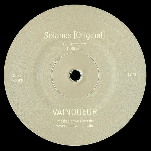 Lado C del vinilo Vainqueur – Reductions 1995-1997 con Solanus original full length mix 11:45, 45 RPM, edición Scion Versions 3x12".