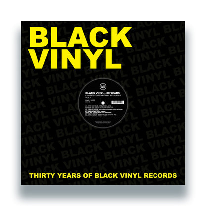 Portada del vinilo Varios Artistas – Black Vinyl 30 Years, diseño negro con tipografía amarilla gigante y sello Black Vinyl Records.